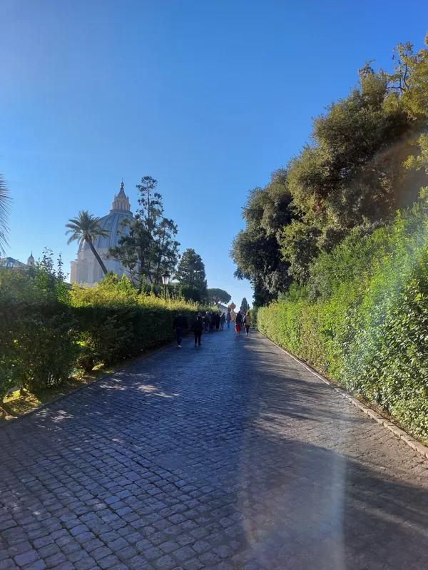 Popes garden