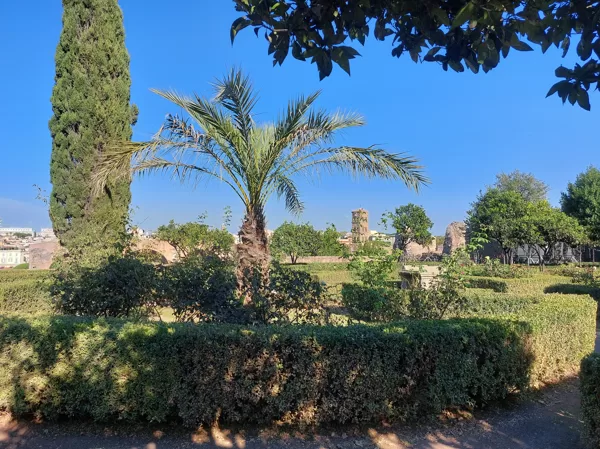 Palatine hill garden Rome - Horti Farnesiani