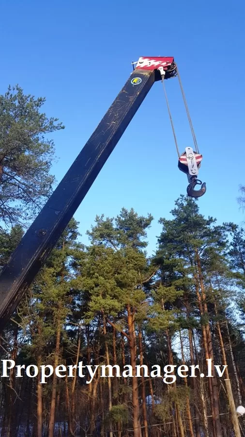 Кран и услуги крановщика